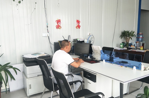 辦公室風(fēng)采